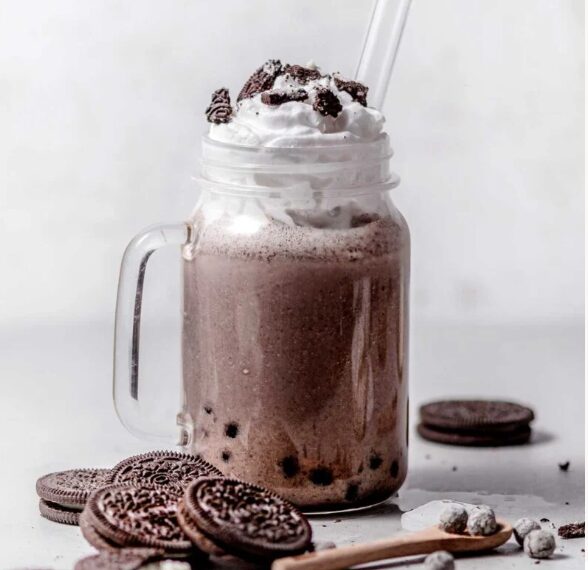 Oreo frappe with boba